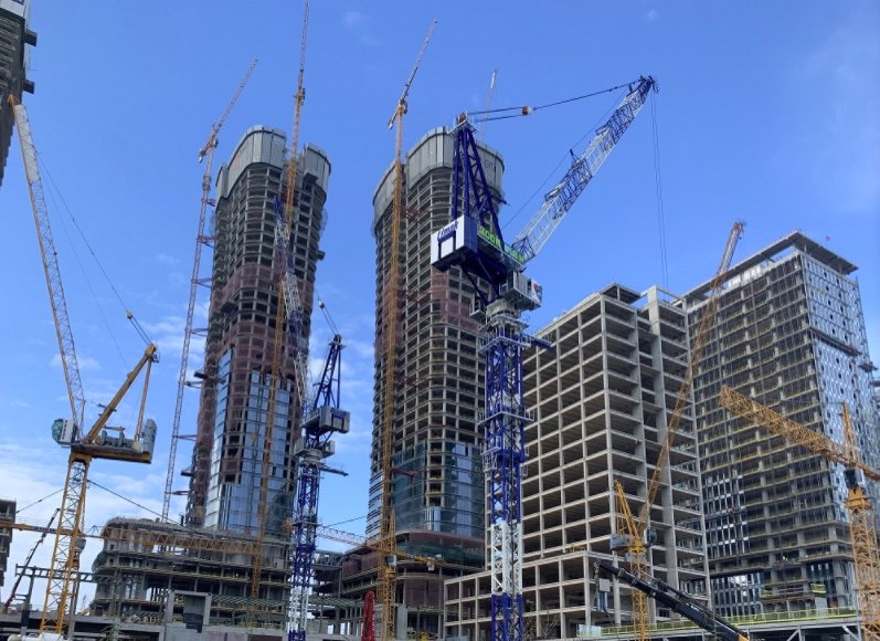 Two Luffing Jib Tower Cranes Assist Building the New Landmark in Turkey ZOOMLION Remains Strong in The Overseas Market